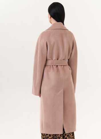 Пальто с английским воротником