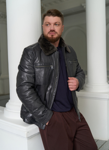 Куртка из натуральной кожи с отделкой из овчины