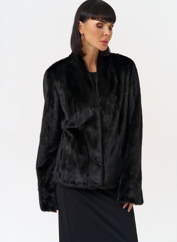 Укороченная шуба из меха норки 
