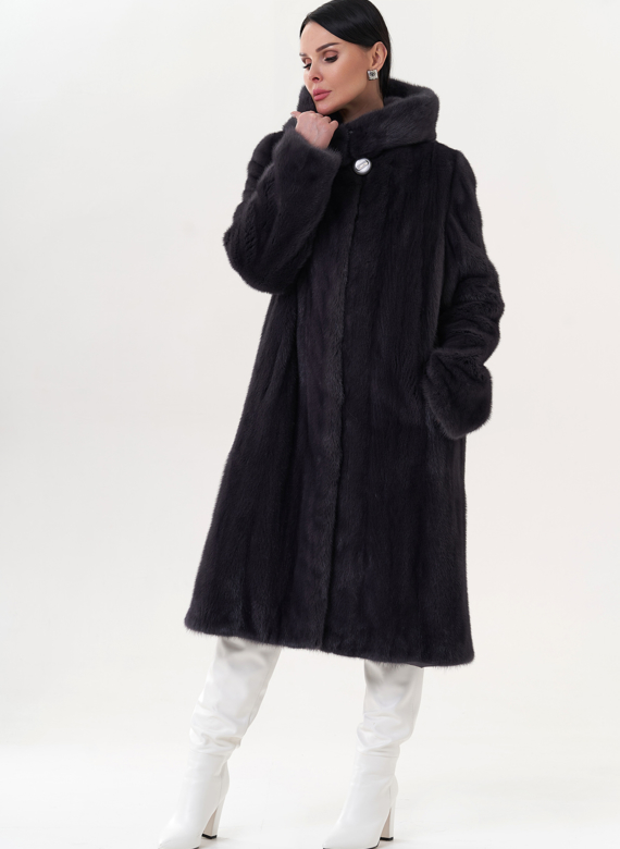 Шуба из норки классическая с капюшоном цвете графит