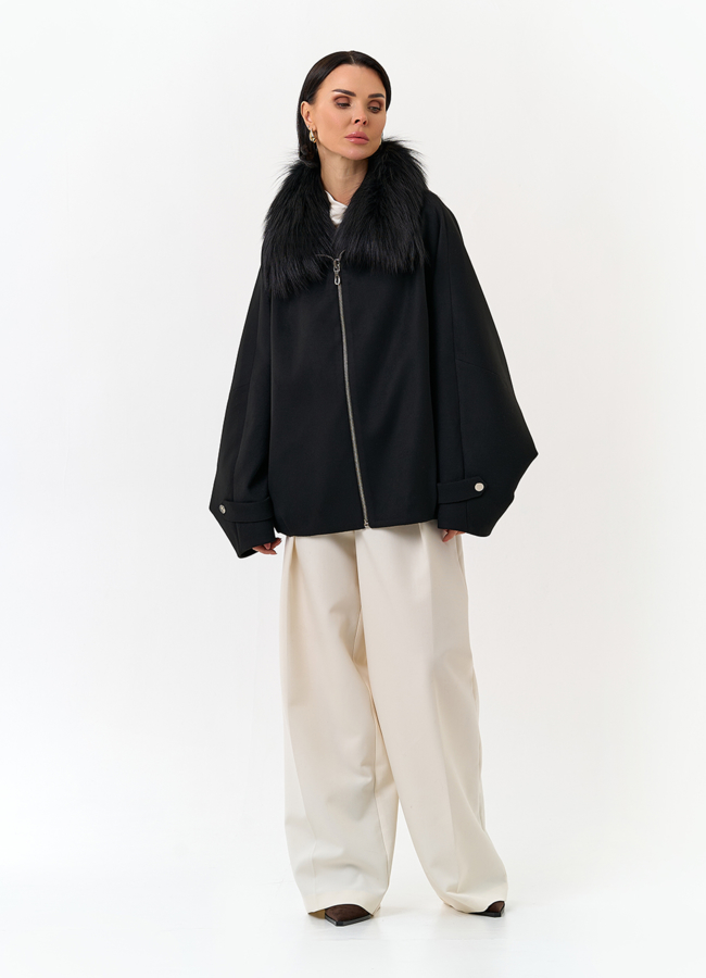 Женское укороченное пальто с отделкой из меха лисы модель № 32859 универмаг малина