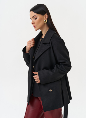 Женская куртка из эко замши с английским воротником