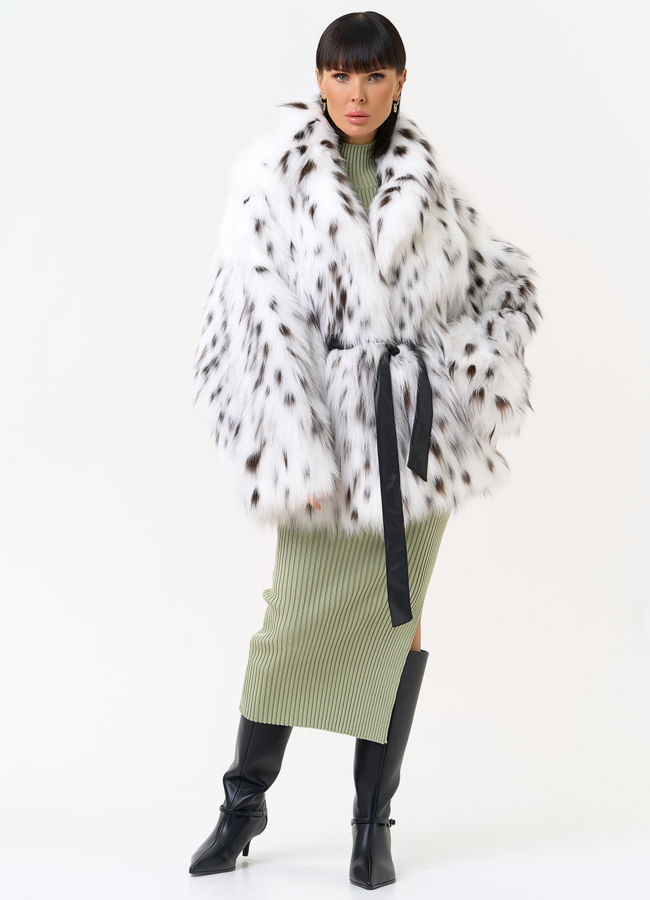 Белая шуба из меха лисы с поясом модель № 31648 универмаг малина