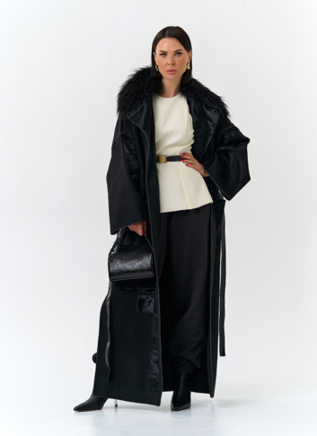 Женское длинное пальто с отделкой из меха лисы