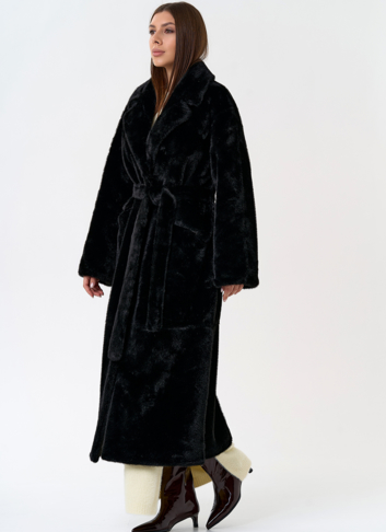 Длинное женское пальто из эко меха с английским воротником