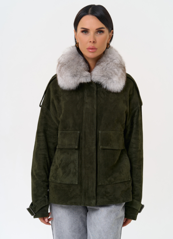 Короткий пуховик из натуральной замши