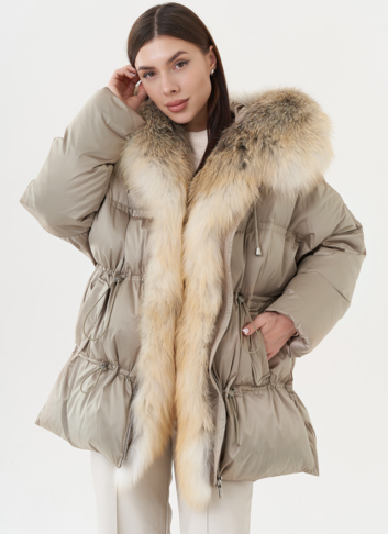 Пуховик женский с капюшоном 