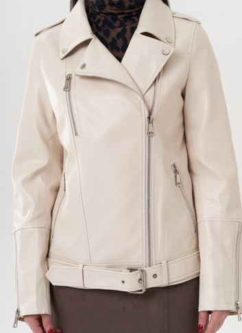 Куртка "косуха" молочного цвета