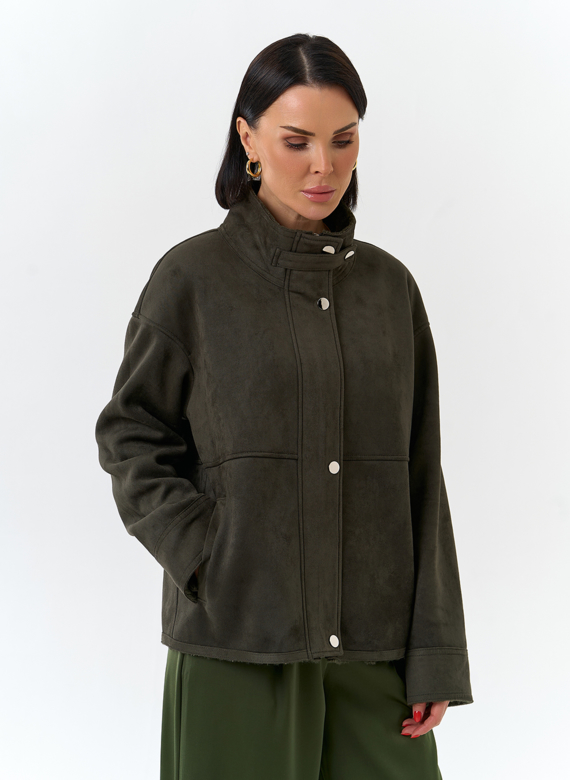 Женская дубленка из эко замши с воротником стойкой