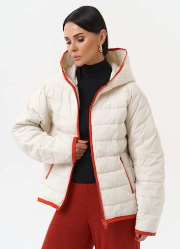 Женская утепленная куртка с капюшоном