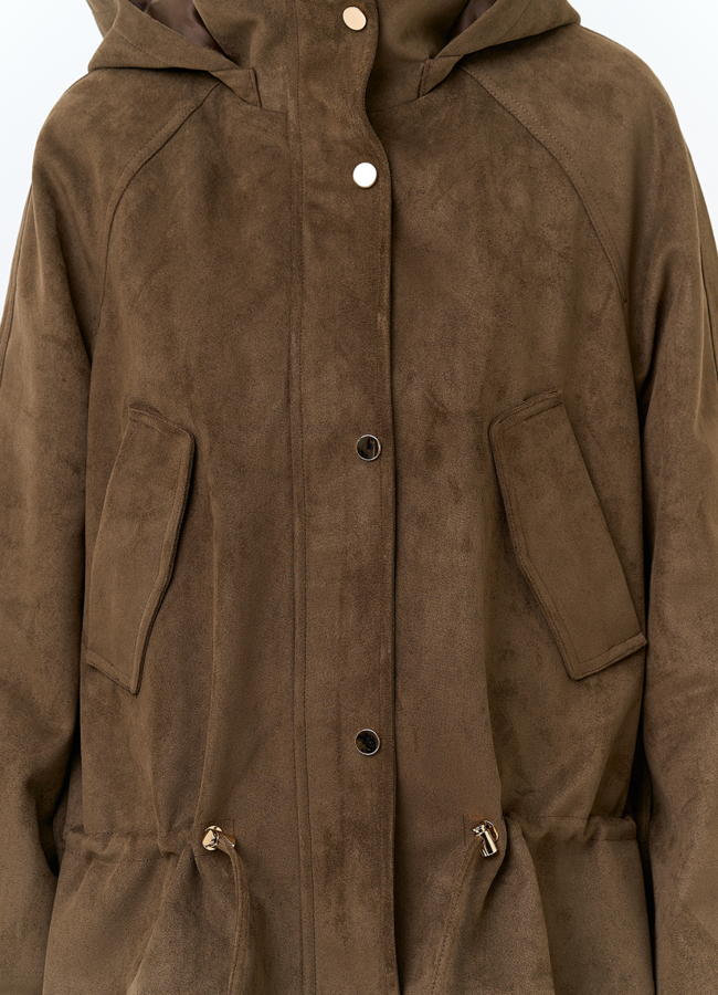 Женская утепленная куртка из эко замши с капюшоном модель № 32841 универмаг малина